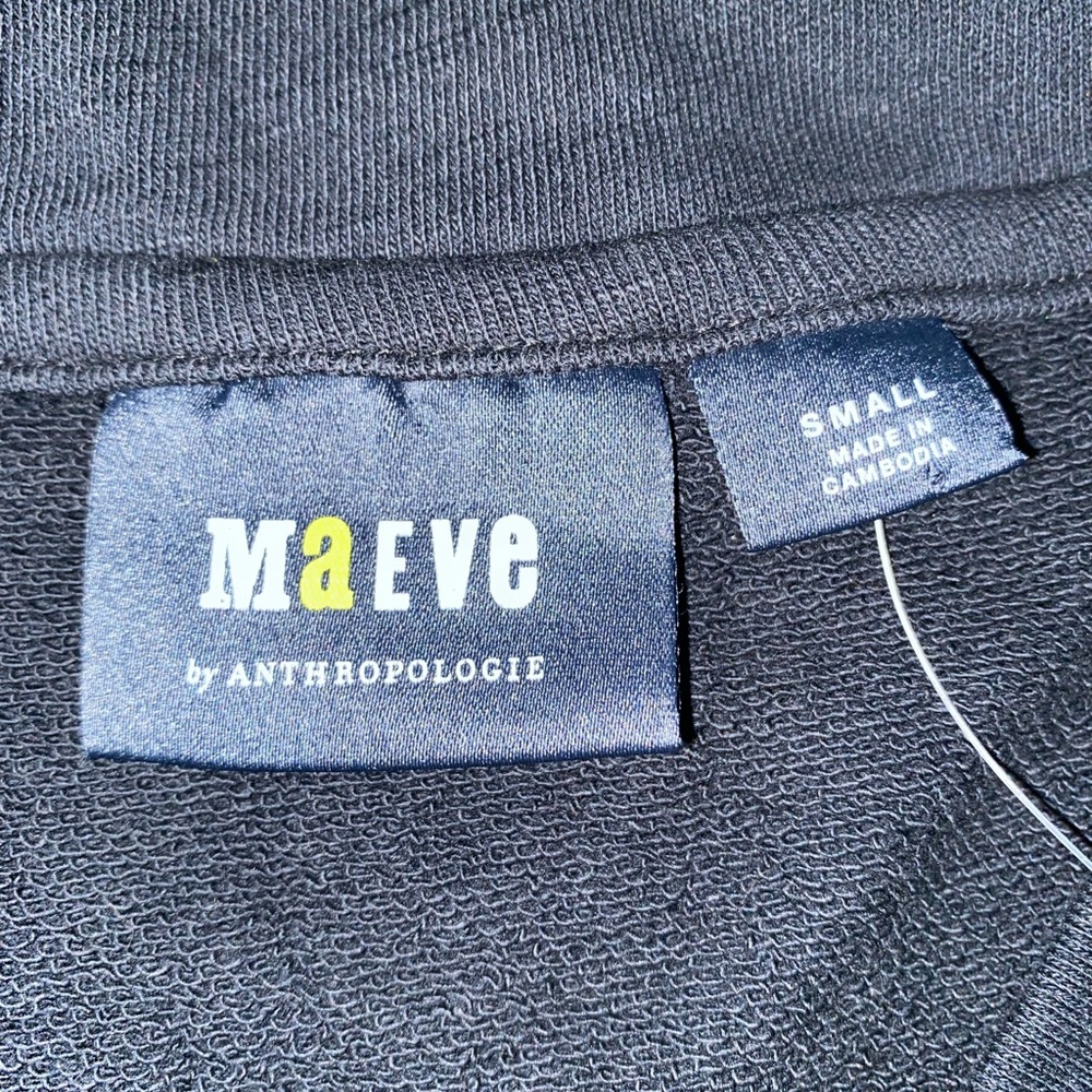 Maeve by Anthropologie Sleeveless Croptop sweater.